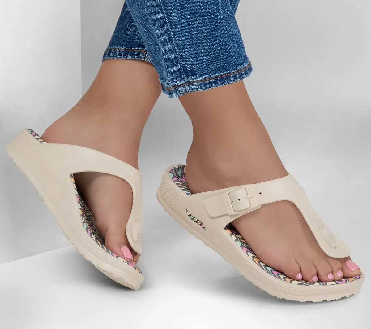 Foamies: Arch Fit Cali Breeze 2.0 – Golden