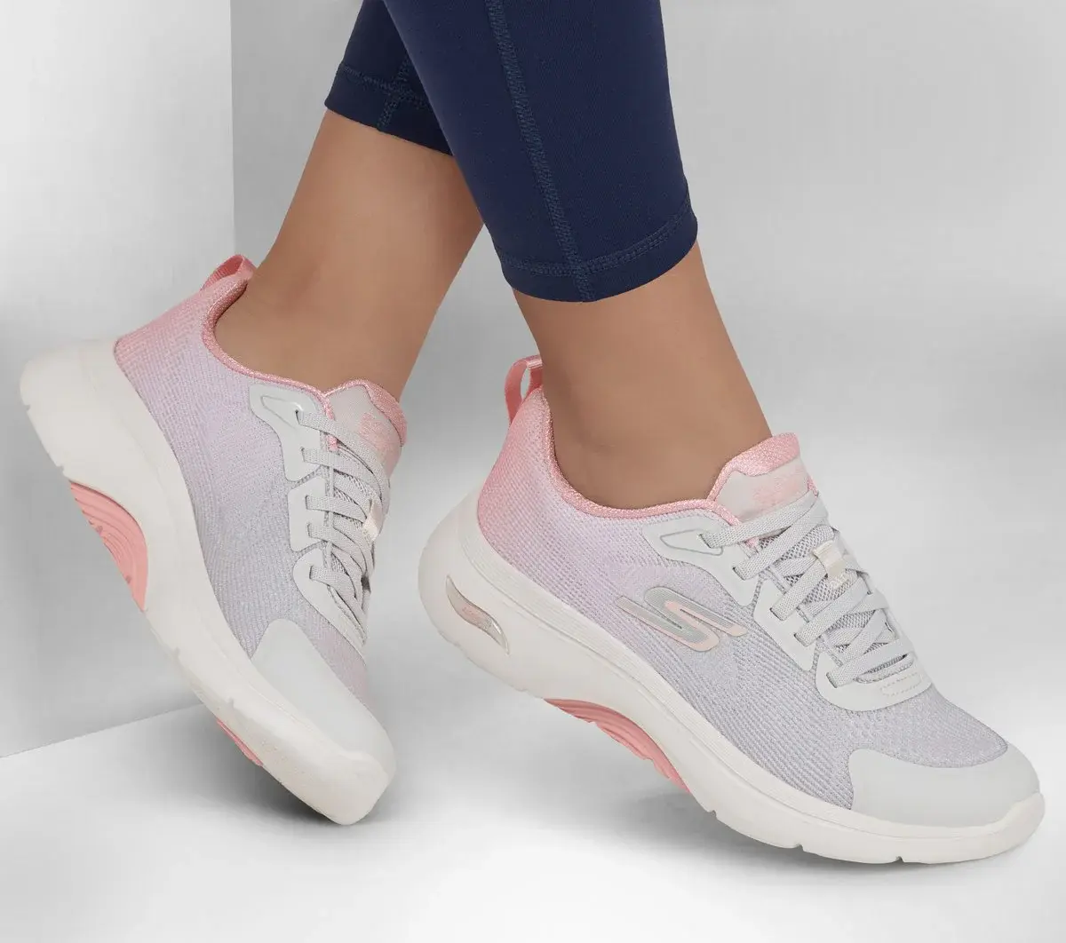 GO WALK Arch Fit 2.0 – Meredith