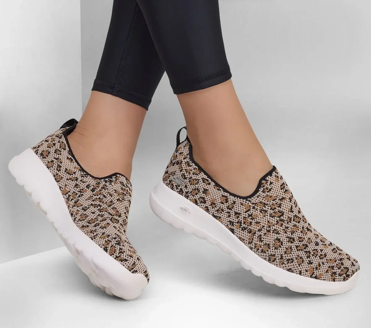 GO WALK Joy – Mariah