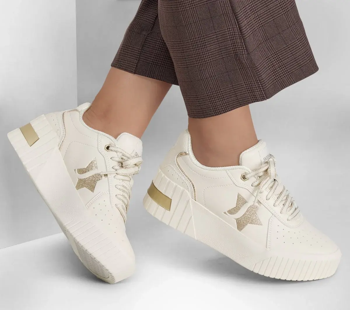 Jumbo Jade – Lifted Chic