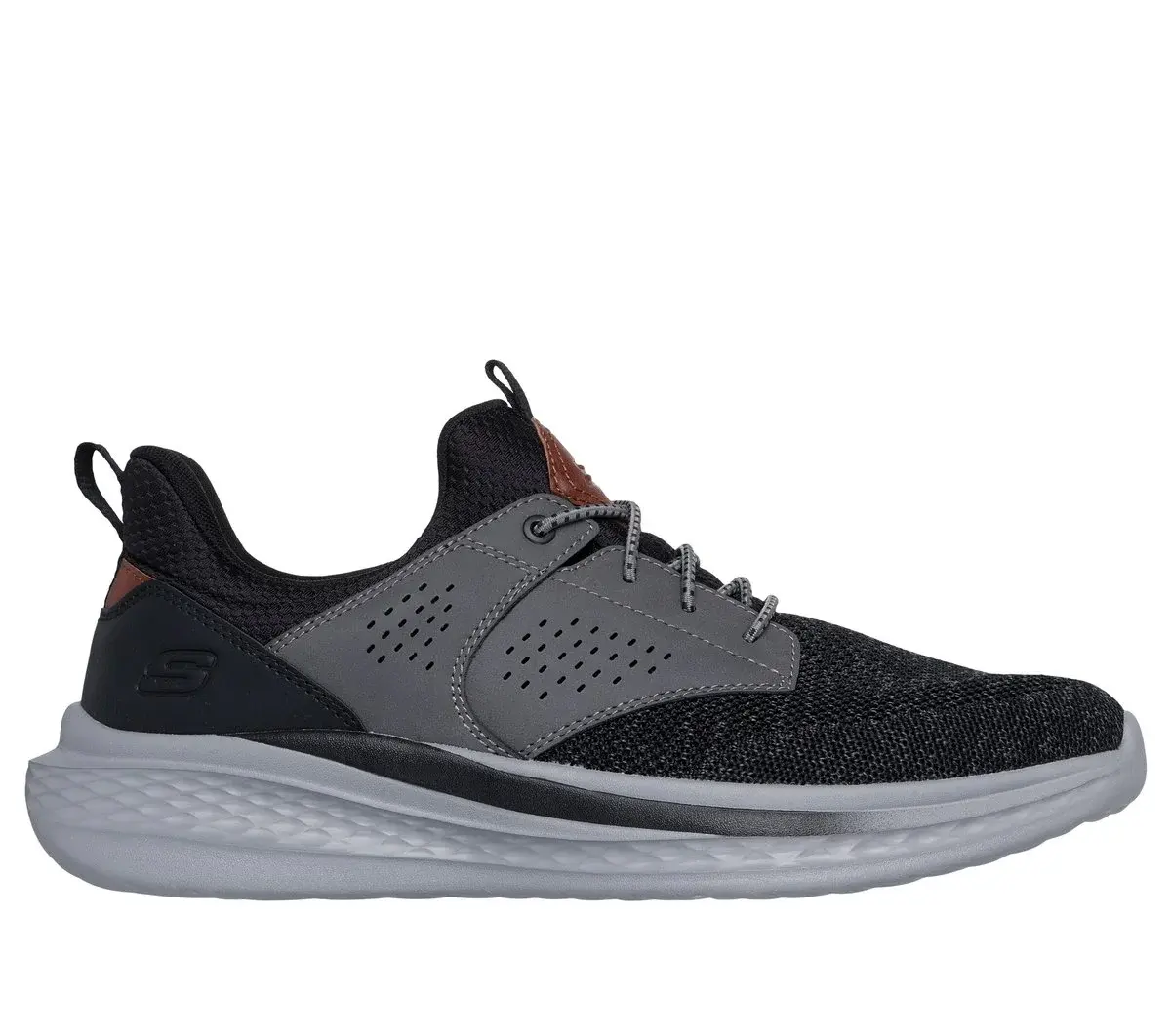 Relaxed Fit: Slade – Breyer Relaxed Fit: Slade – Breyer