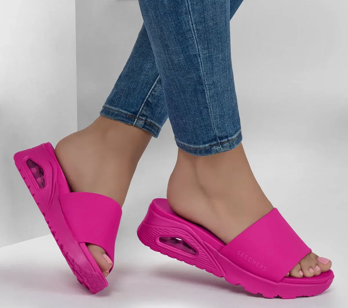 Uno – Stand Together