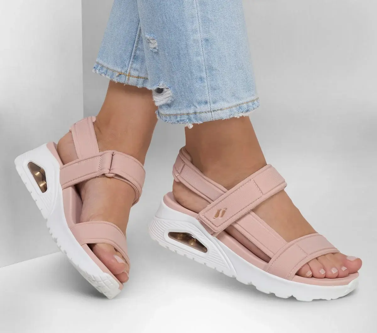 Uno – Summer Stand2